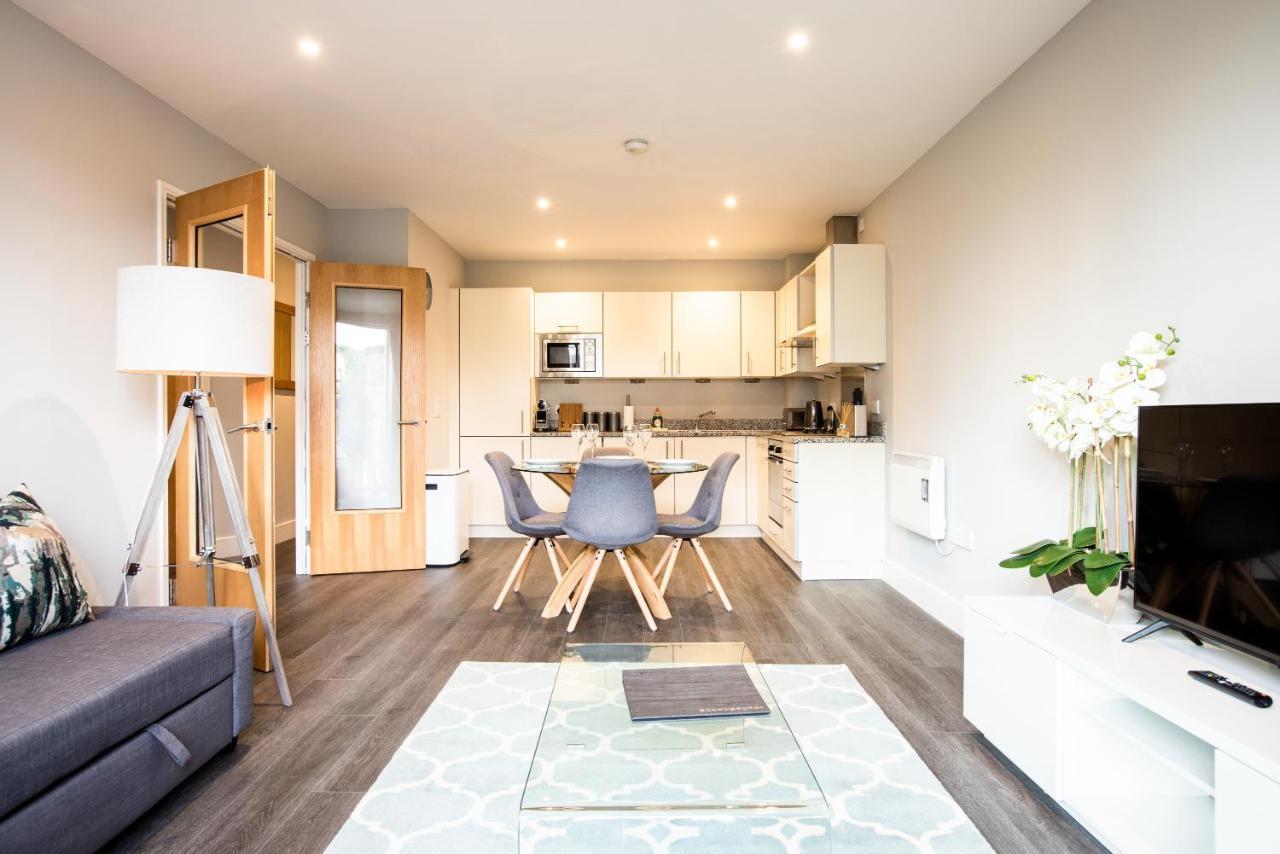 Urban Living'S - The Wren Beautiful City Centre Apartment With Parking Oksford Zewnętrze zdjęcie